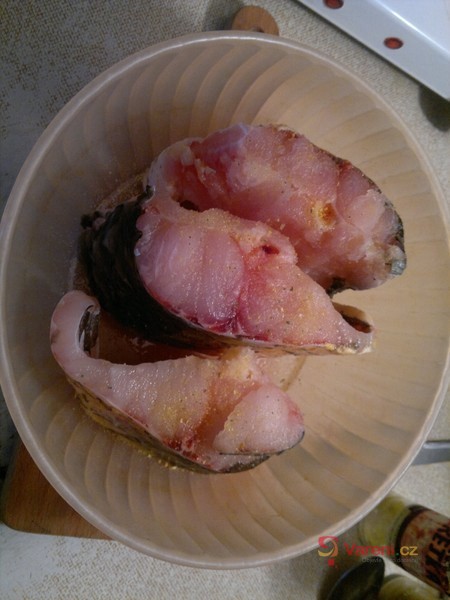 Amur na zelenině - fotografie 2