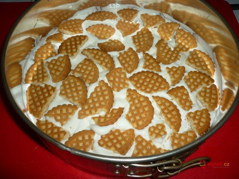 Smetanový dezert s máslovými sušenkami - fotografie 3