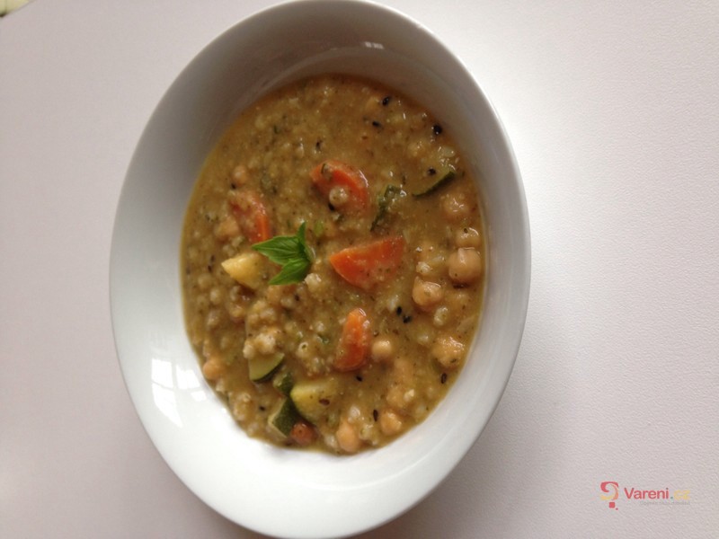 Zdravá cizrnová polévka - fotografie 2