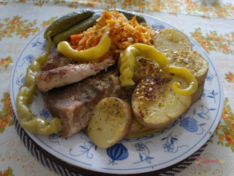 Vepřová pečeně na česneku 1 - fotografie 2