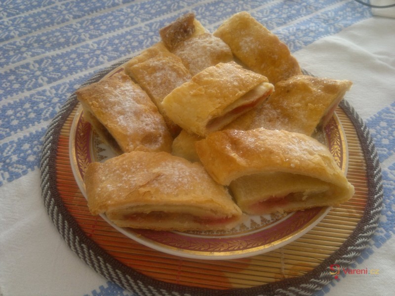 Ovocný štrúdl - fotografie 2