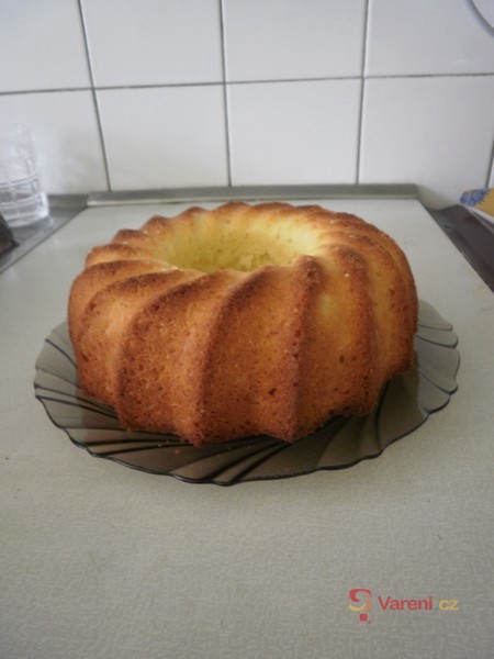 Ananasová bábovka - fotografie 3