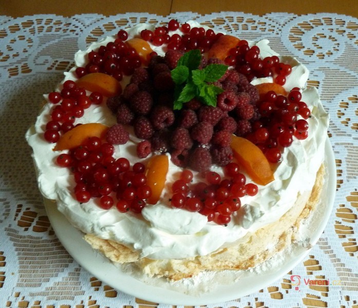 Australský dort Pavlova - fotografie 3