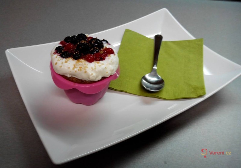 Čokoládové muffiny s pudinkem - fotografie 2