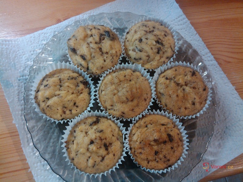 Jablečné muffiny s čokoládou - fotografie 2