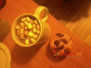 Muffiny z kefíru s ovocem - fotografie 5