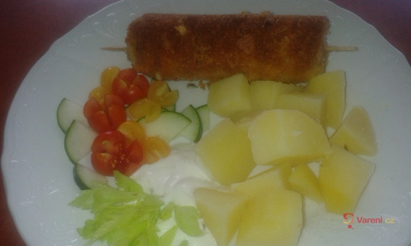 Špíz z buřtů, sýra a cibule - fotografie 5