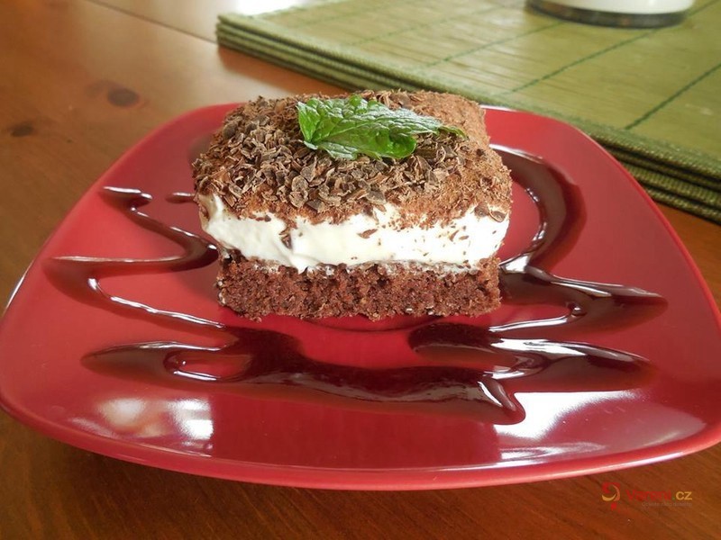 Zákusek se zakysanou smetanou - fotografie 2