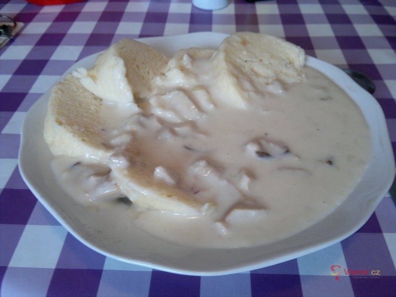 Houbová omáčka na těstoviny - fotografie 2