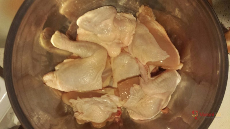 Pečené kuře na cibuli - fotografie 2