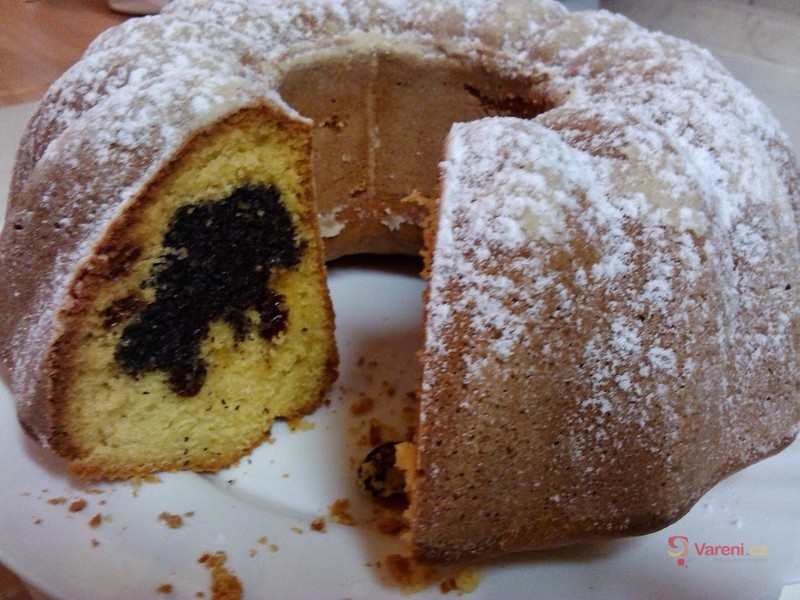 Maminčina tvarohová bábovka - fotografie 2