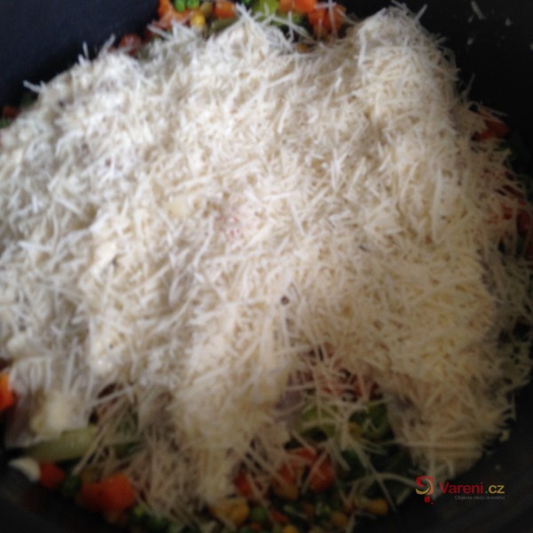 Filé pangasius na zelenině se sýrovou krustou - fotografie 4