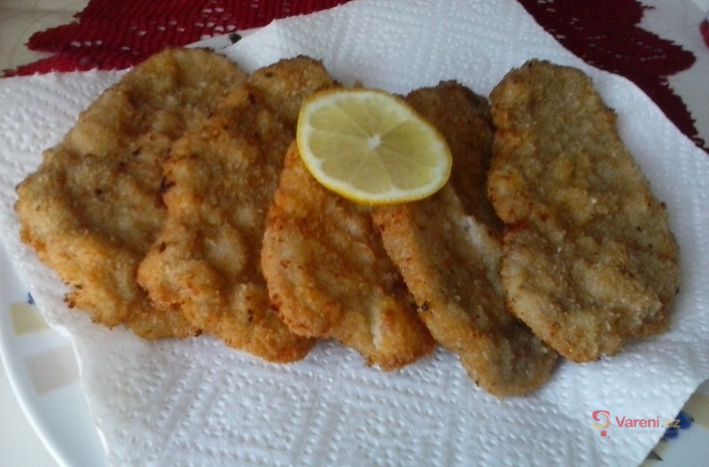 Kuřecí řízek v chutném těstíčku - fotografie 2