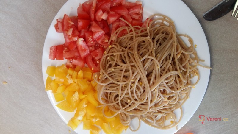 Dietní rychlé celozrnné špagety