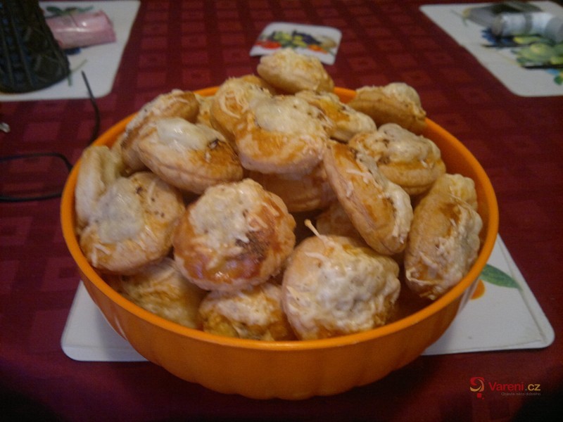 Koláčky ze sýrového těsta - fotografie 2