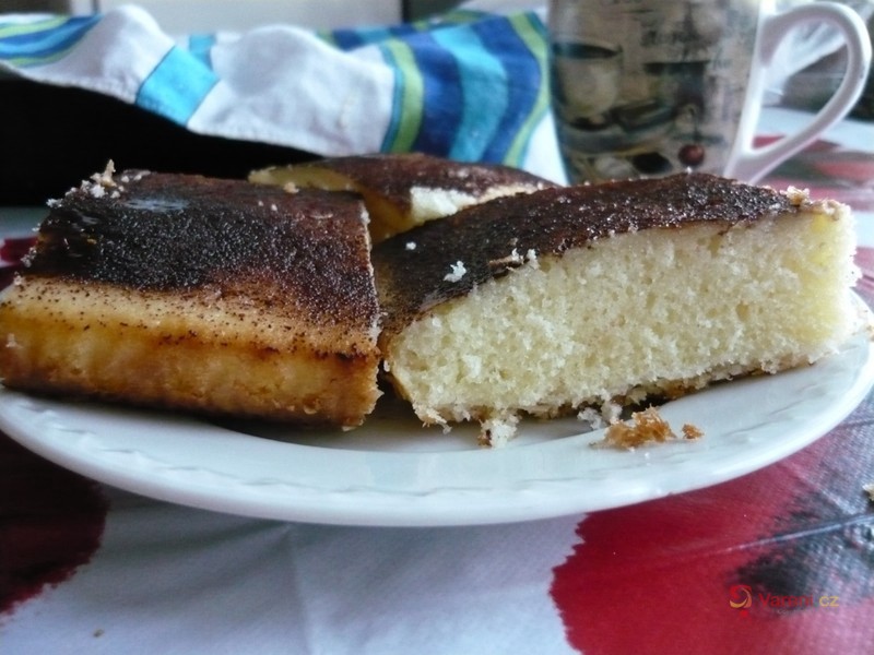 Měkkoučký kokosový koláč - fotografie 2