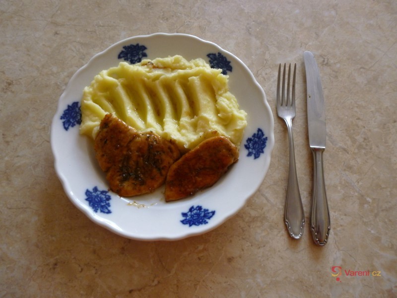 Kuřecí prsa na medu a bylinkách - fotografie 2