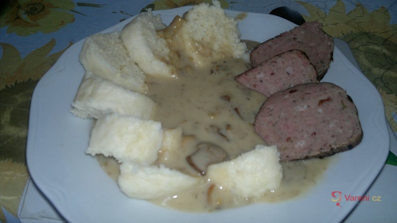 Houbová omáčka s vejcem - fotografie 2