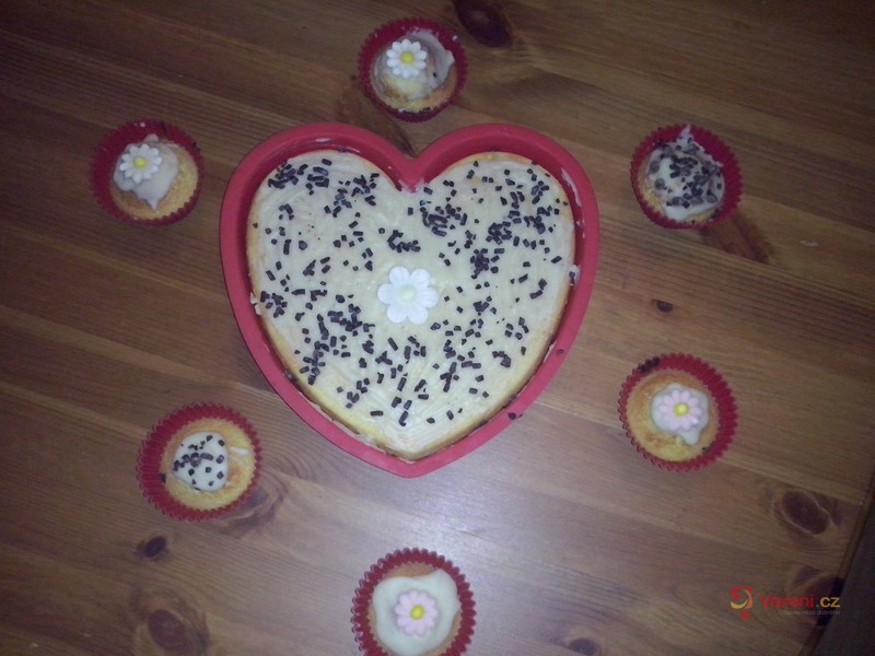 Rychlý koláč s vanilkovým pudinkem - fotografie 4