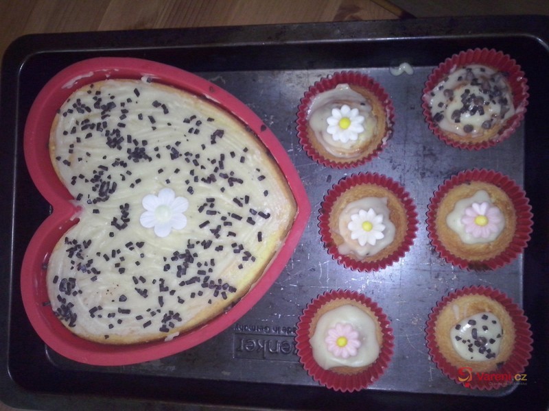 Rychlý koláč s vanilkovým pudinkem - fotografie 5