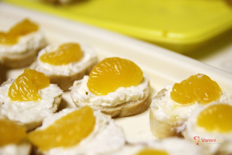 Česneková pomazánka z taveňáku - fotografie 2