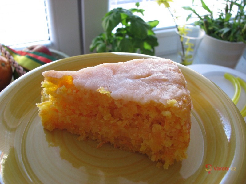 Mrkvová buchta - fotografie 3