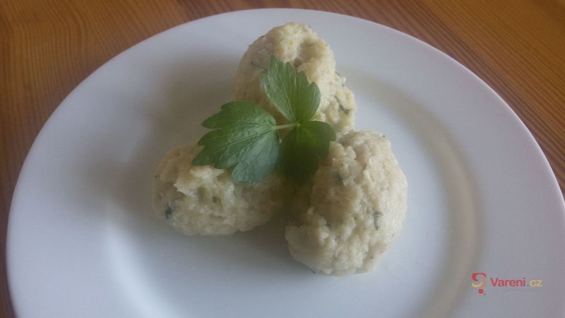 Knedlíky ze syrových brambor - fotografie 2