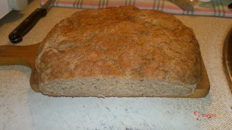 Voňavý domácí chléb - fotografie 4