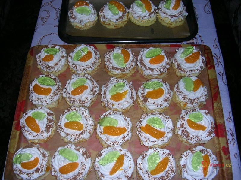 Třepací mandarinkový dort - fotografie 2