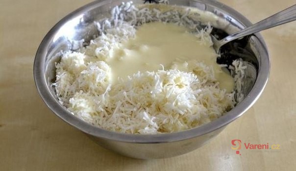 Domácí kokosová tyčinka bounty - fotografie 2