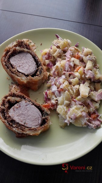 Vepřová panenka v těstě s ořechy - fotografie 2