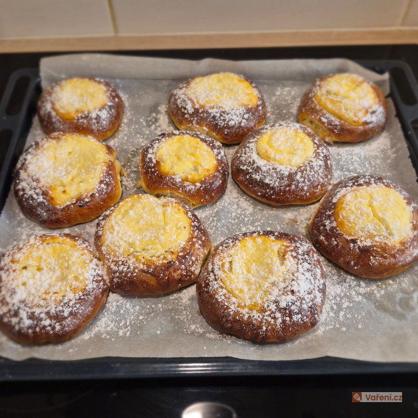 České tvarohové koláče - fotografie 5
