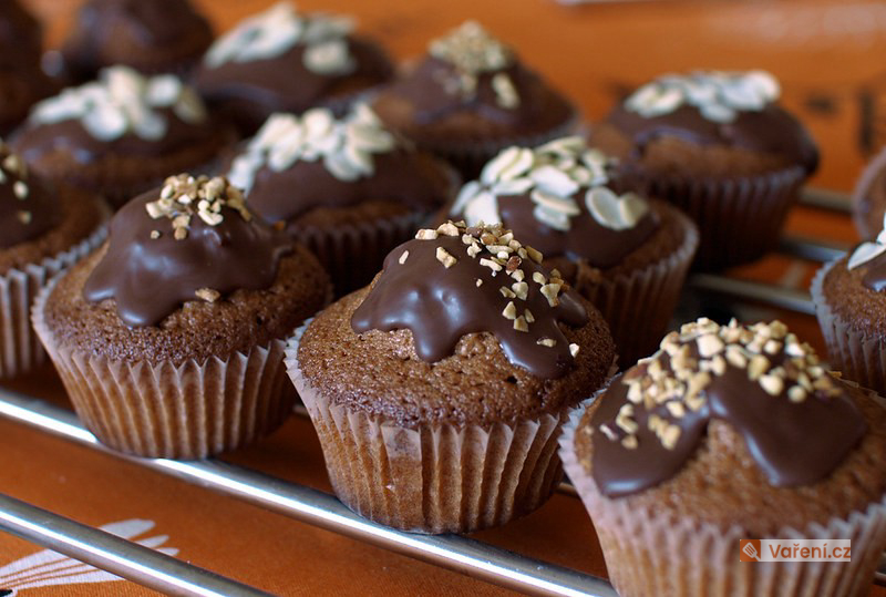 Muffiny plněné čokoládou