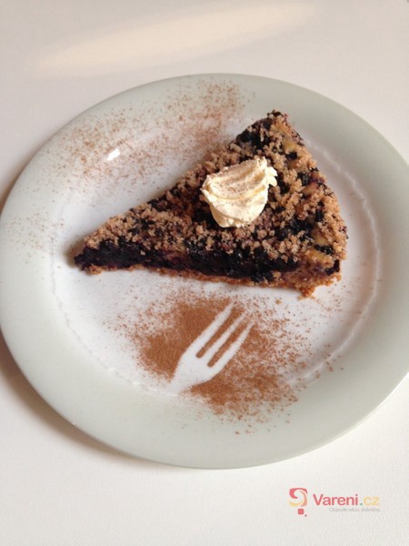 Lehký bezlepkový borůvkový koláč - fotografie 2