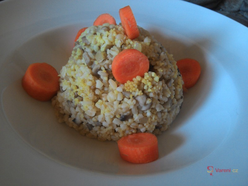 Bulgur se žampiony a cibulkou - fotografie 2