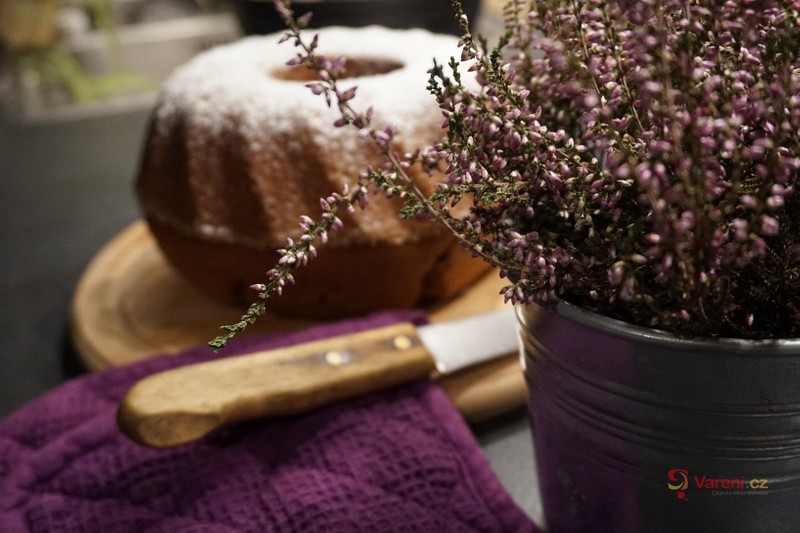 Jednoduchá hrnková bábovka - fotografie 4