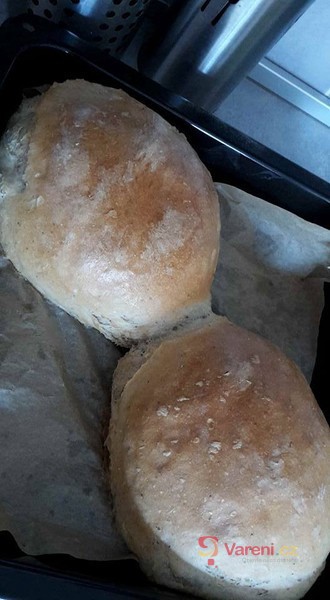 Chleba se smaženou cibulkou - fotografie 3