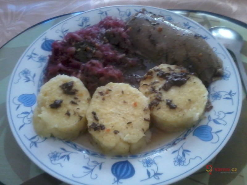 Pečená kachna na víně s jablky - fotografie 2