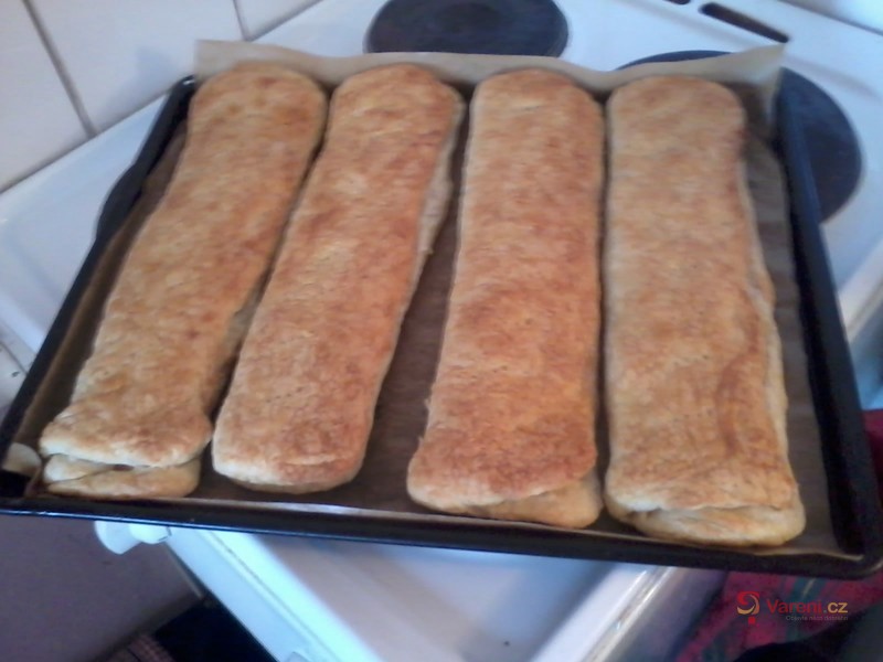 Štrúdl z listového těsta - fotografie 3