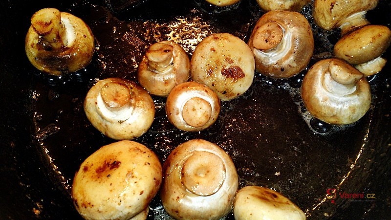 Burgundská hovězí líčka - fotografie 3