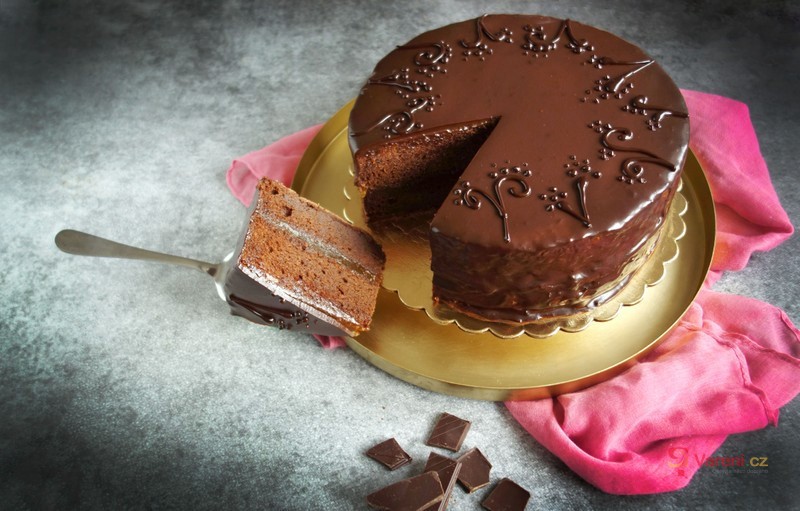 Čokoládový Sacher dort