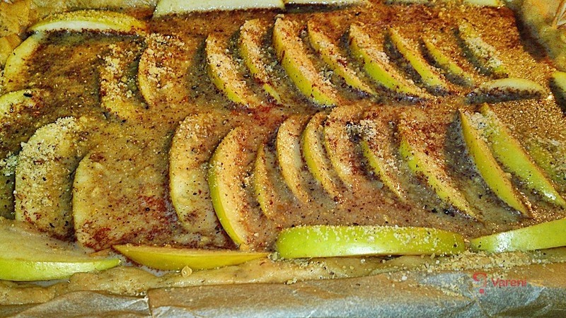 Finský jablečný koláč - fotografie 4