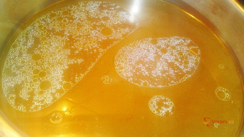 Zlatá slepičí polévka - Goldene joich - židovský penicilín - fotografie 2