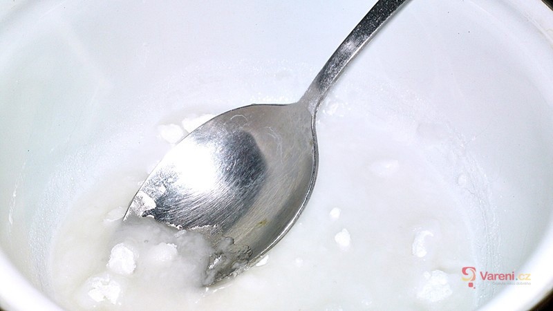 Kakaovo-ořechová kynutá vosí hnízda s kardamomem - fotografie 2