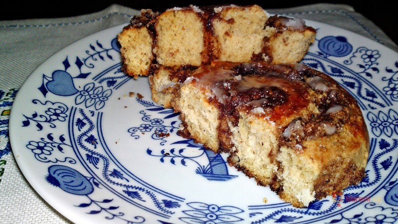 Kakaovo-ořechová kynutá vosí hnízda s kardamomem - fotografie 3