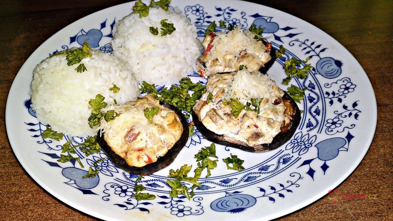 Pečené žampiony plněné sýrovo-smetanovou náplní - fotografie 2