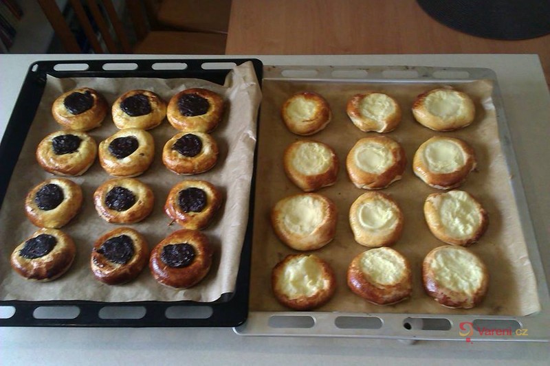 Moravské kynuté koláče - fotografie 2