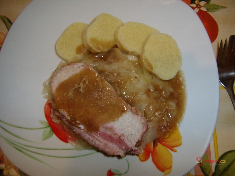 Vepřová pečeně s uzeným bůčkem - fotografie 4