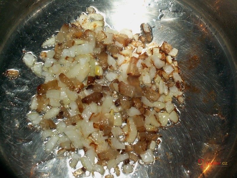 Falešná Hortobágyská gulášová polévka - fotografie 3