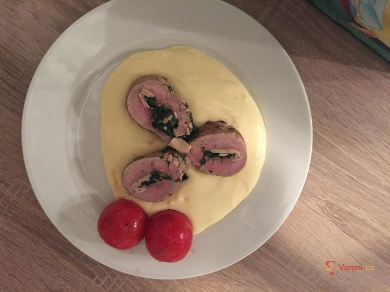 Vepřová panenka plněná špenátem - fotografie 2
